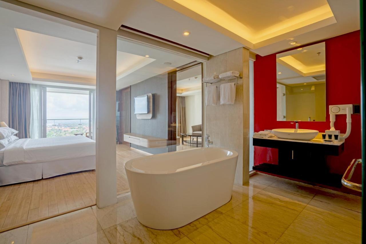 Four Points By Sheraton Bali, Ungasan Jimbaran  Exterior photo